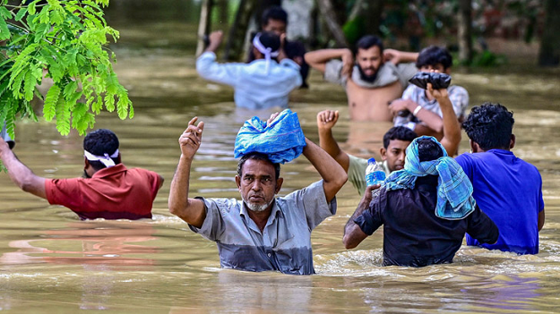 প্রত্যন্ত অঞ্চলে ত্রাণের হাহাকার!