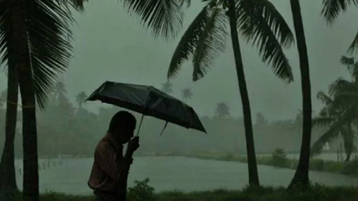 সন্ধ্যার মধ্যে যেসব অঞ্চলে বজ্রসহ বৃষ্টির পূর্বাভাস!